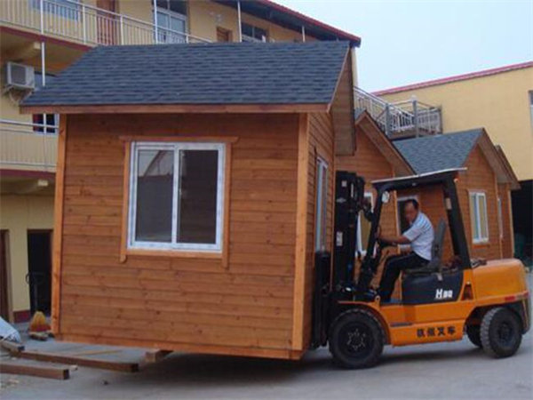 济南碳化木移动小木屋建造